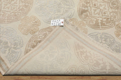 6' x 9'4" Ivory Hand Knotted Transitional Wool and Silk Medallion Oriental Area Rug