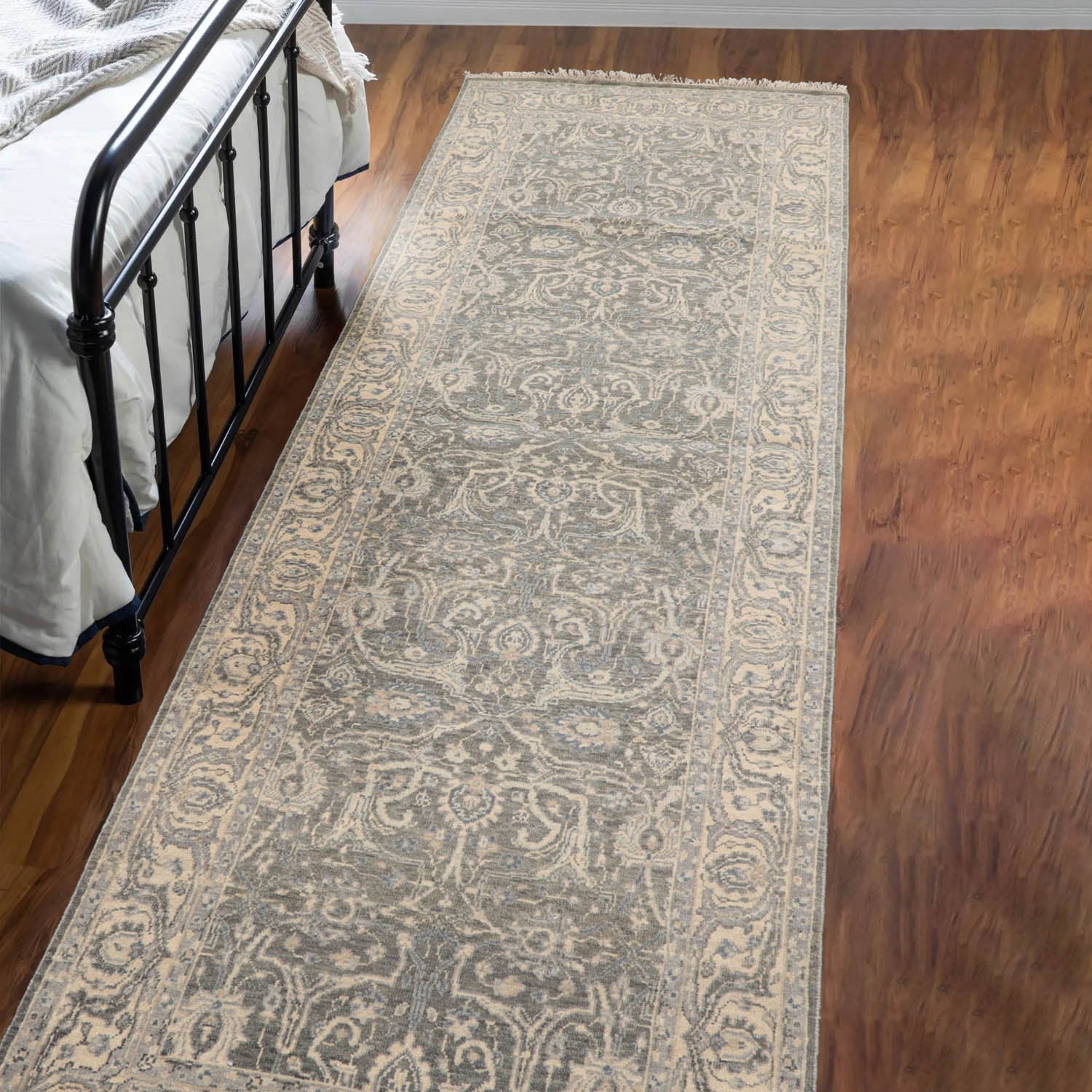 Runner Moss, Beige, Gray Color Hand Knotted Oriental Wool Traditional Oriental Rug
