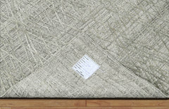 4x6 Gray, Beige Hand Made Loop n Cut Pile 100% Wool Modern & Contemporary Oriental Area Rug