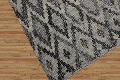LoomBloom 5x8 Gray Wool Area Rug with Hand Woven Southwestern Design