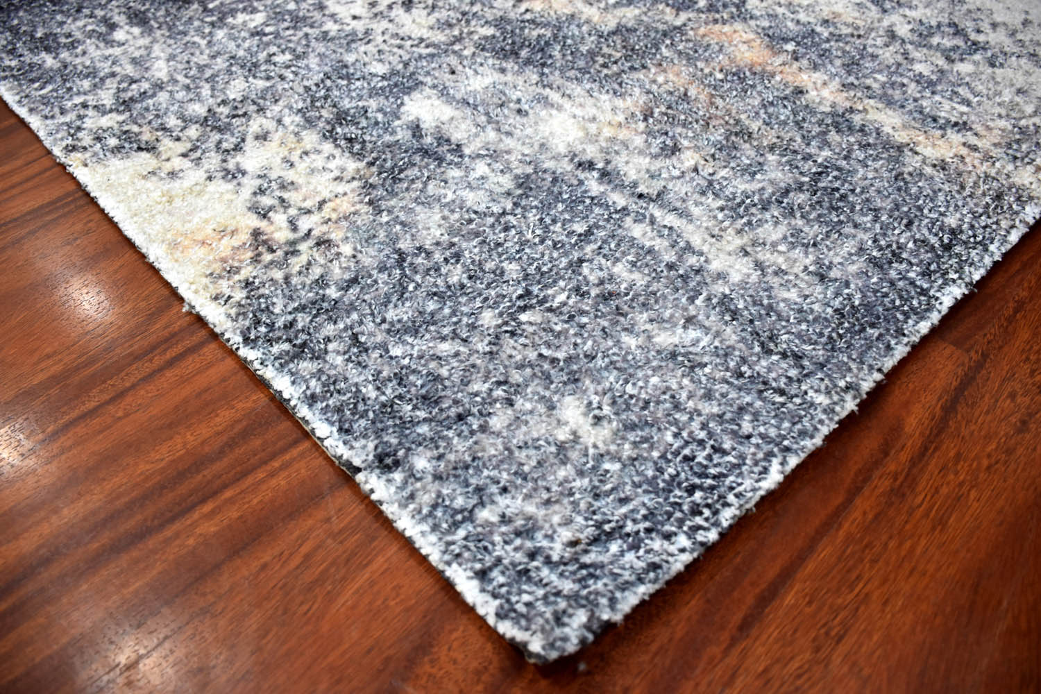 Multi Size Gray White Color Hand Woven All-Over Polyester Traditional Oriental Rug