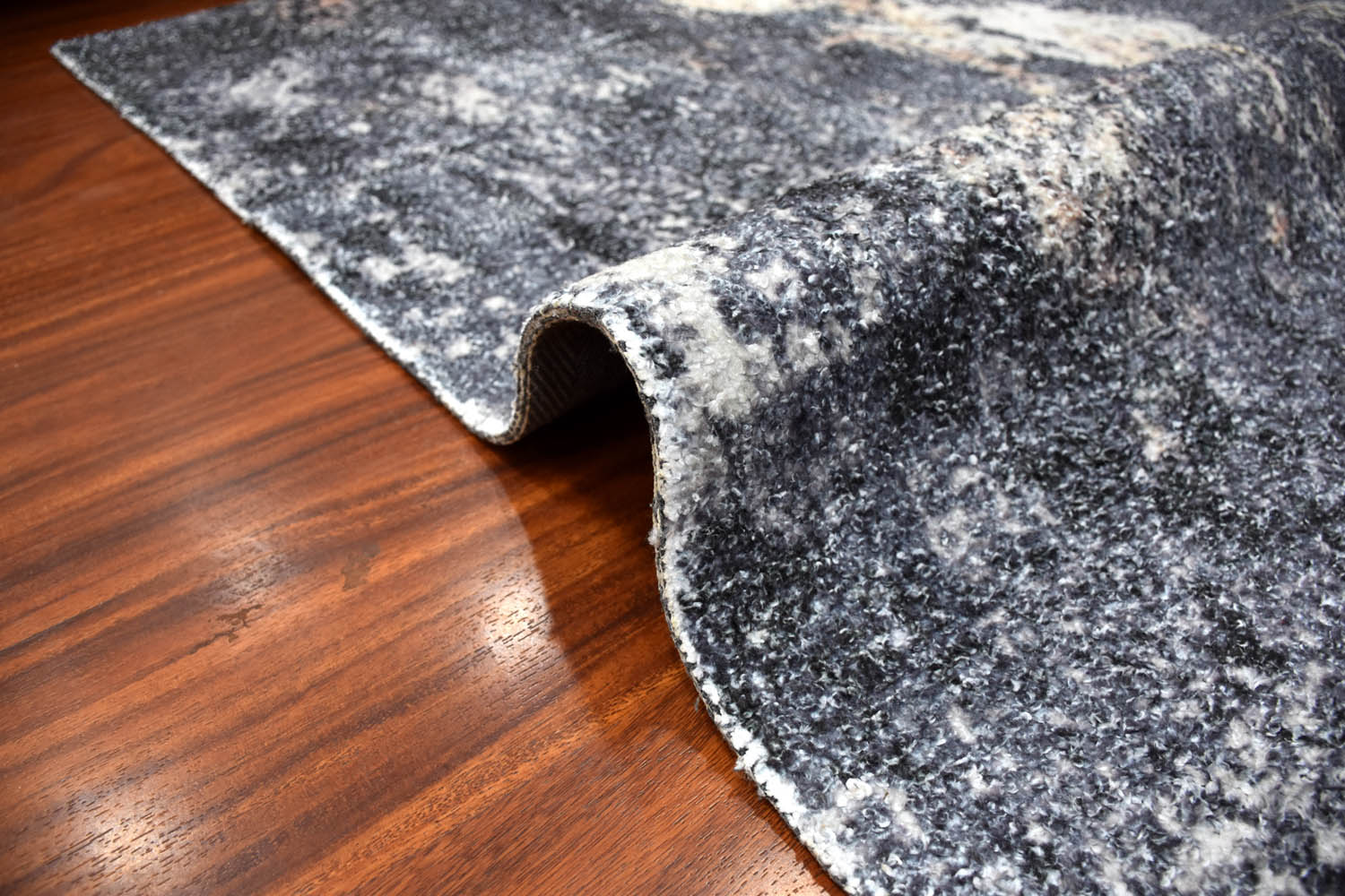 Multi Size Gray White Color Hand Woven All-Over Polyester Traditional Oriental Rug