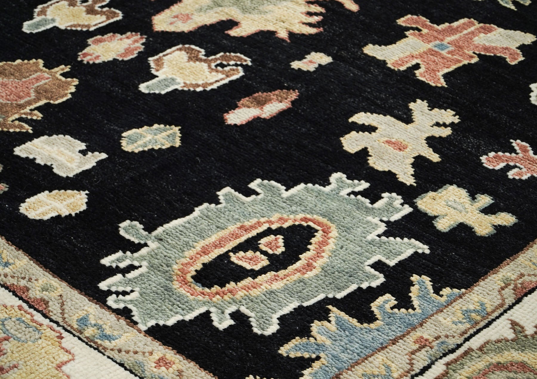 9x12 Black, Ivory, Rust Color Hand Knotted Oushak Wool Arts and Crafts Oriental Rug