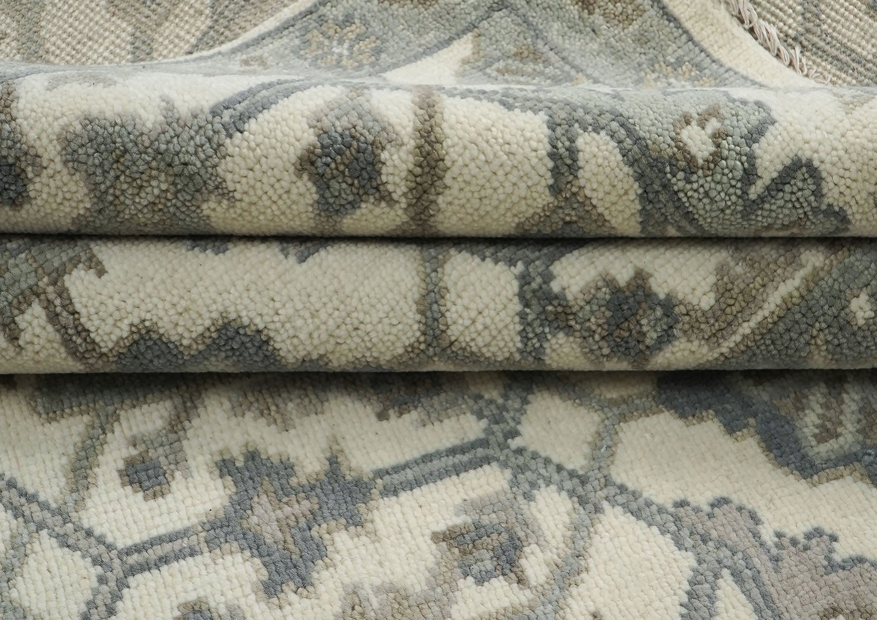 9x12 Beige, Ivory, Gray Color Hand Knotted Oushak Wool Transitional Oriental Rug