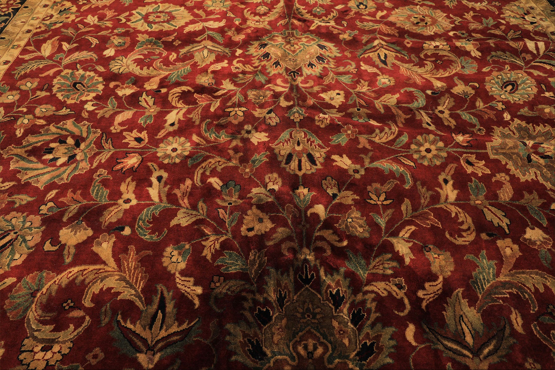 12x18 Burgundy, Black, Green Color Hand Knotted Agra New Zealand Wool Traditional Oriental Rug
