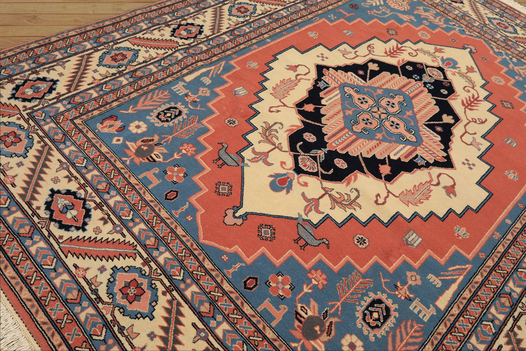 8x10 Salmon, Ivory, Blush Color Hand Knotted Heriz Wool Traditional/ Medallion Oriental Rug