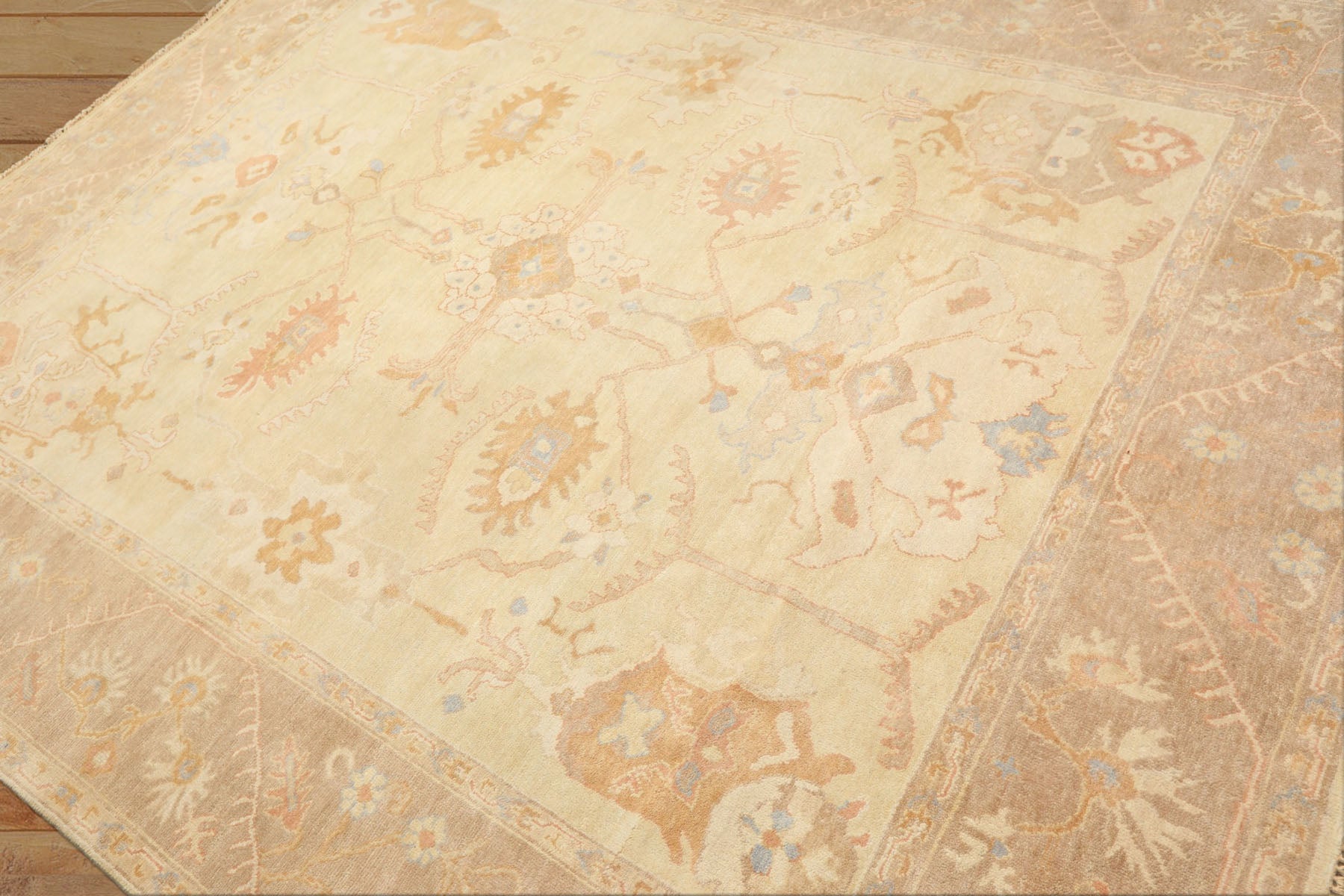 8x10 Ivory, Beige, Taupe Color Hand Knotted Oushak Wool Transitional Oriental Rug