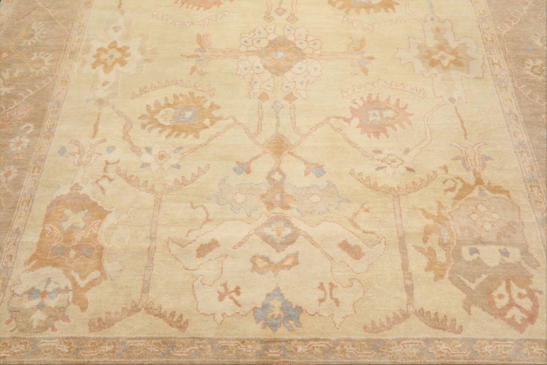 8x10 Ivory, Beige, Taupe Color Hand Knotted Oushak Wool Transitional Oriental Rug