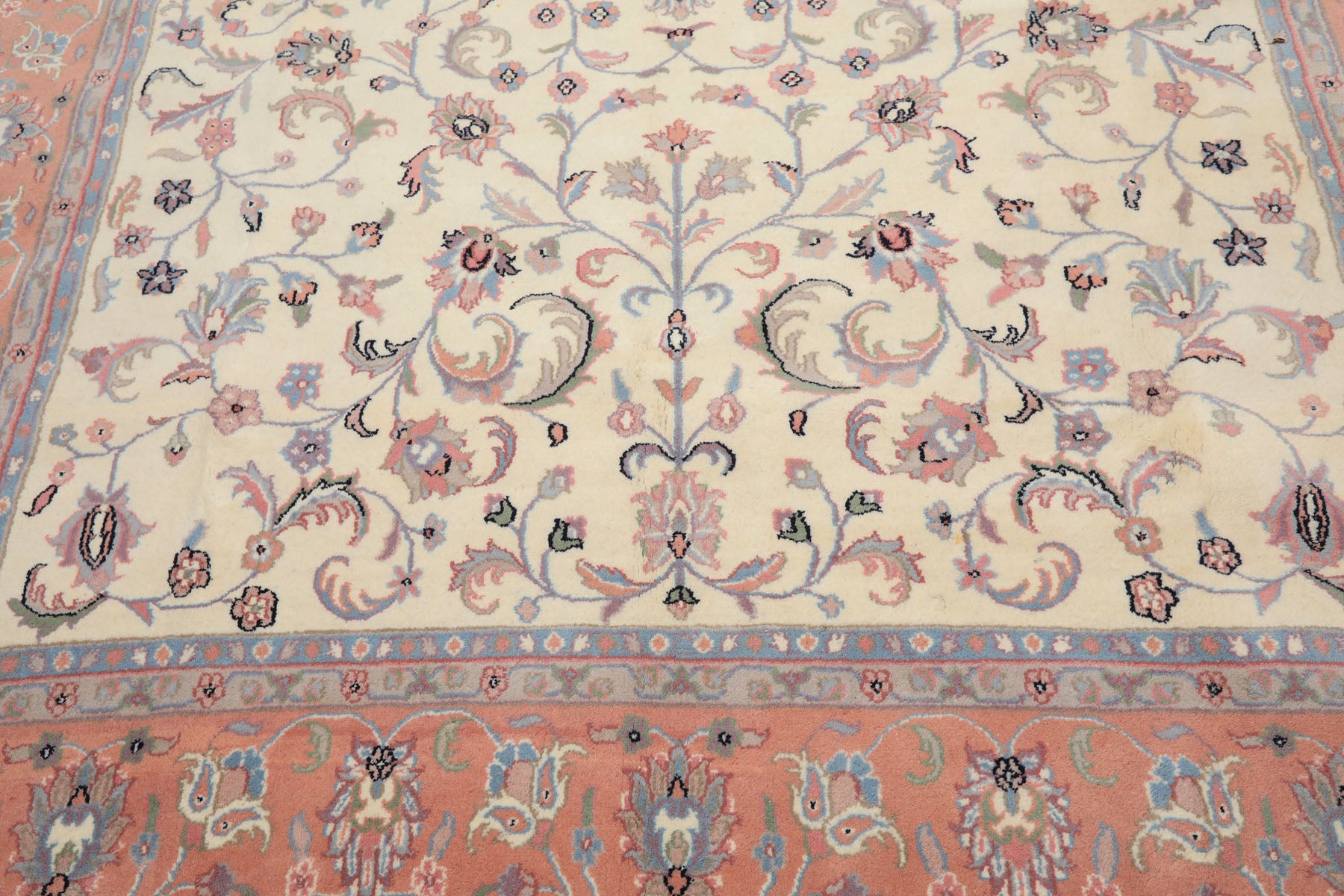 8x10 Ivory, Blush, Blue Color Hand Knotted Kashan Wool Traditional Oriental Rug