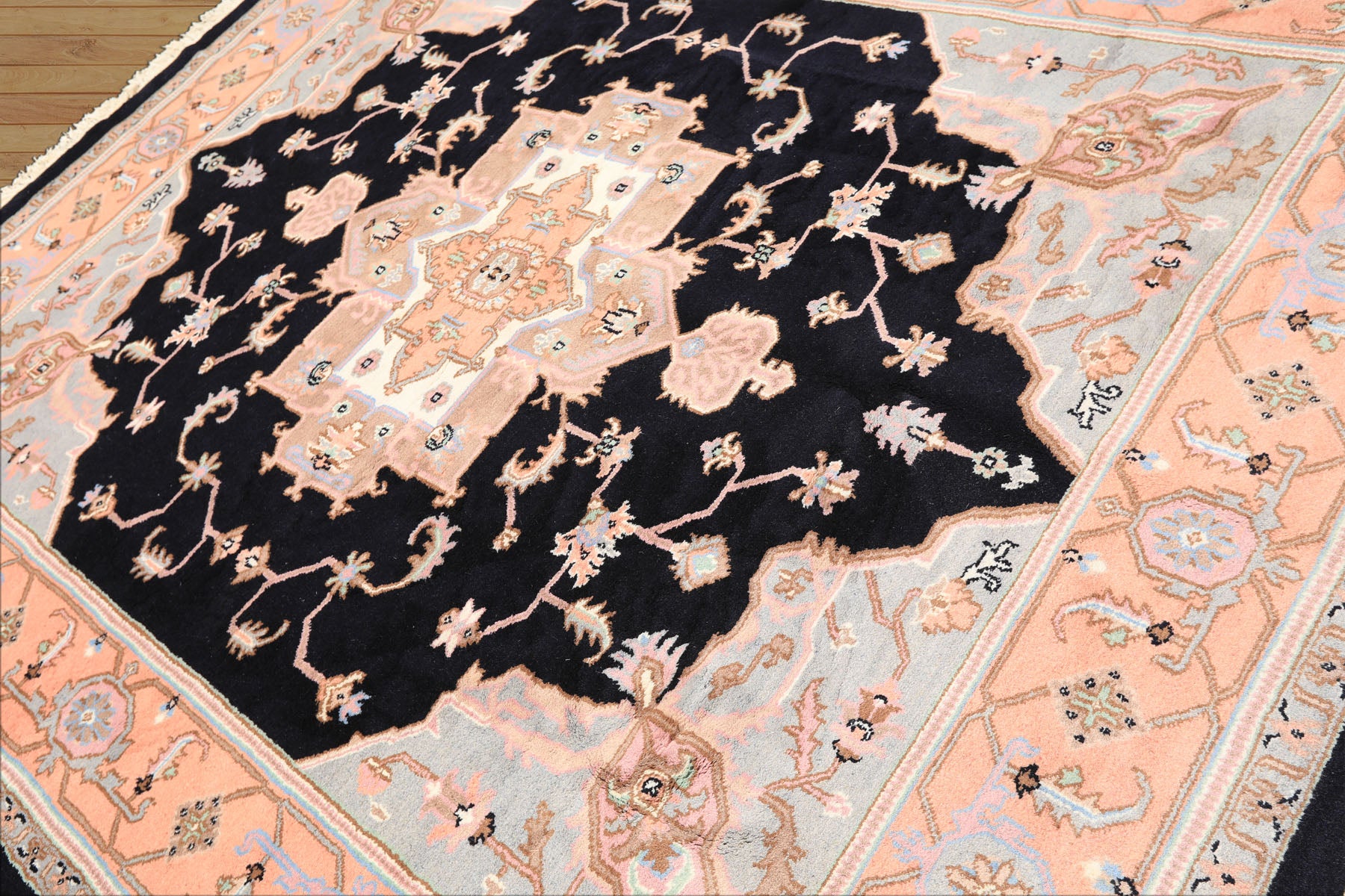 8x10 Black, Peach, Ivory Color Hand Knotted Heriz Wool Traditional Oriental Rug