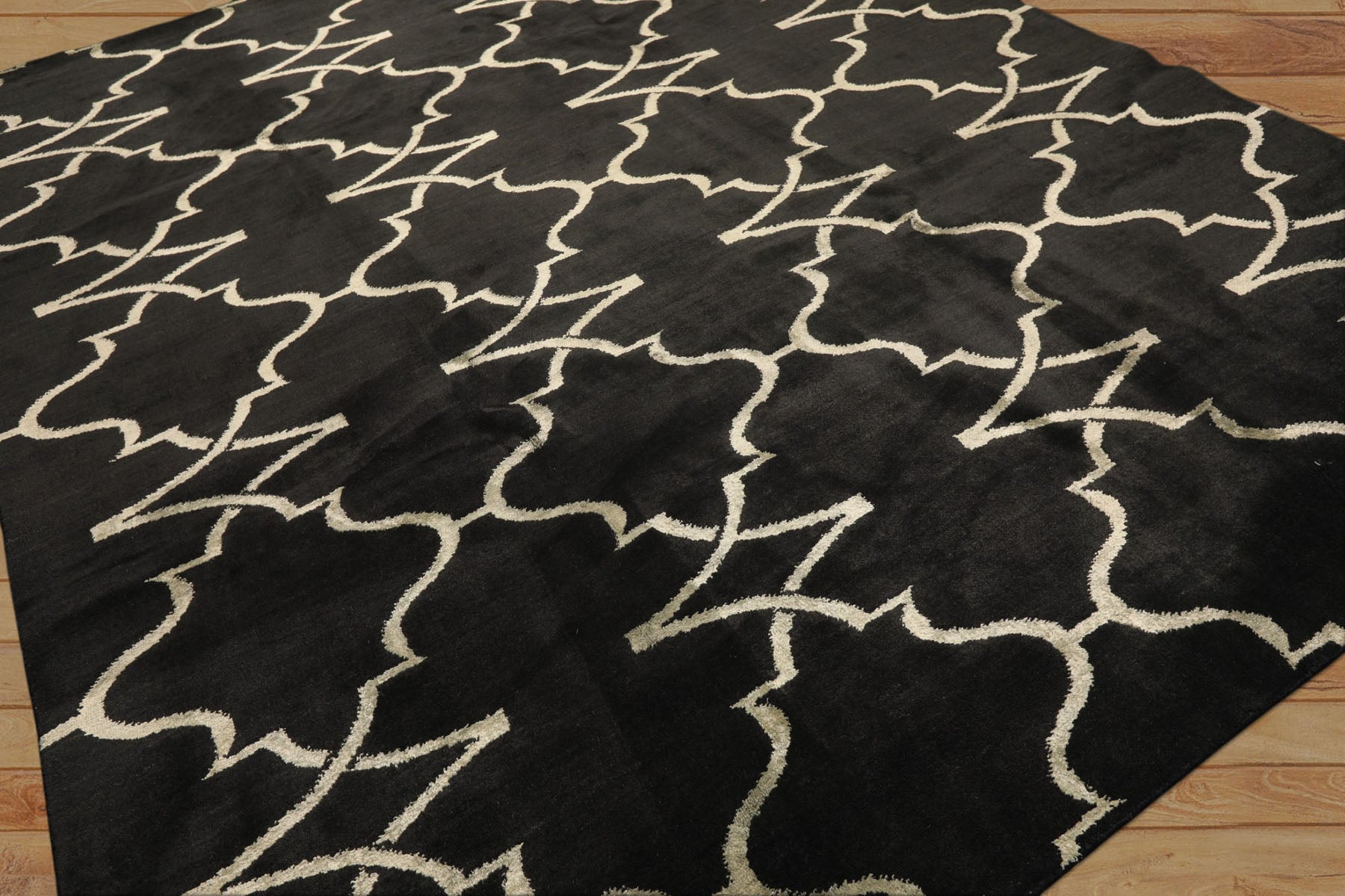 8x10 Black, Ivory, Color Hand Loomed Indo Tibetan Wool Modern & Contemporay Oriental Rug