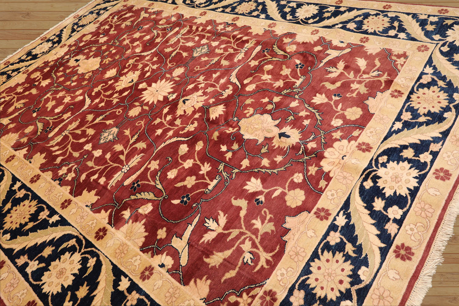 9x12 Rust, Navy, Tan Color Hand Knotted Floral 100% Wool Traditional-Persian/Oriental Oriental Rug
