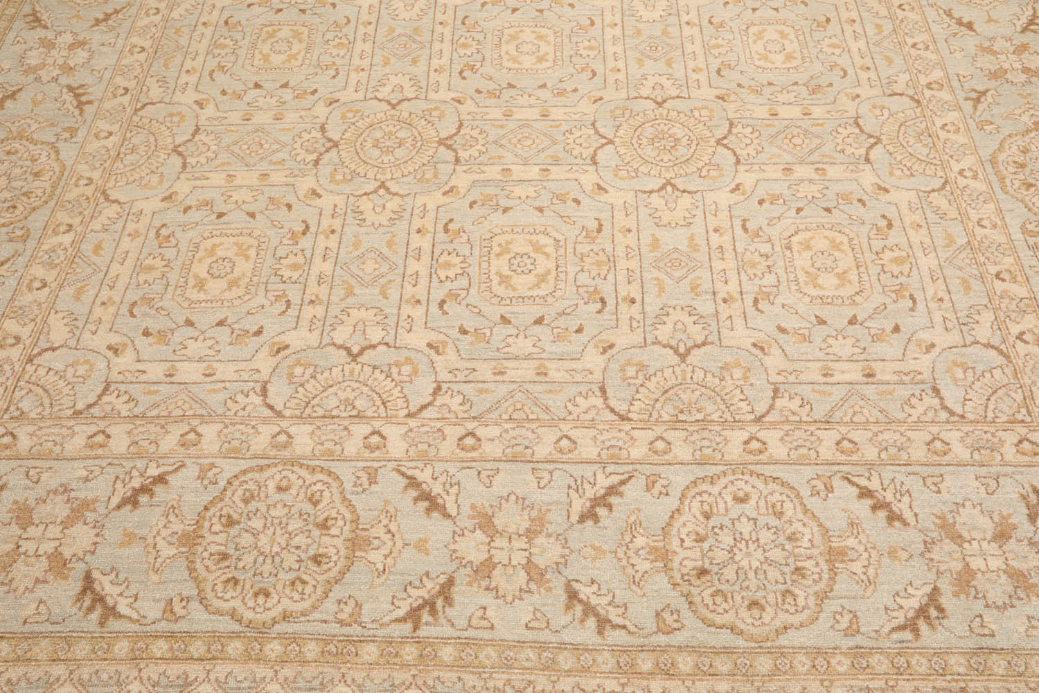 9x12 Gray, Beige, Brown Color Hand Knotted All-Over 100% Wool Traditional-Persian/Oriental Oriental Rug