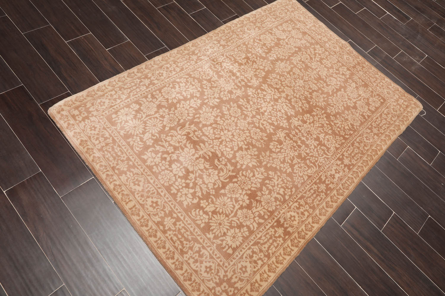 4x6 Tan, Beige, Color Hand Knotted Floral 100% Wool Traditional-Persian/Oriental Oriental Rug