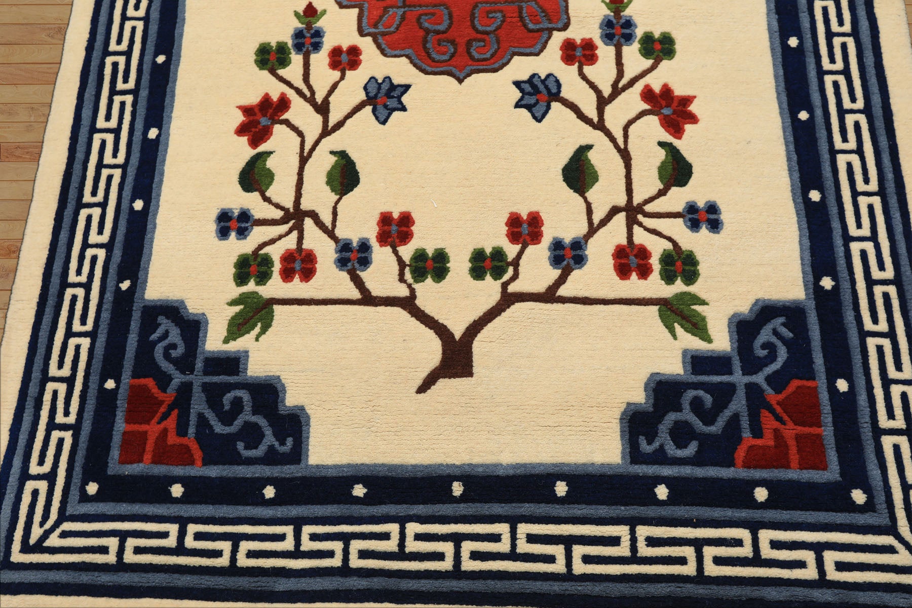 4x6 Ivory, Navy, Green Color Hand Knotted Tibetan Art Deco Wool Traditional Oriental Rug