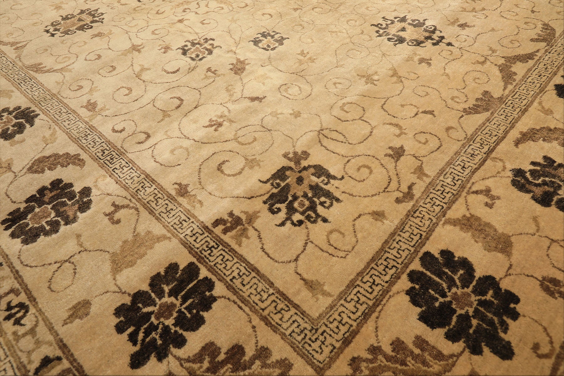 9x12 Beige, Brown, Chocolate Color Hand Knotted Oushak New Zealand Wool Transitional Oriental Rug