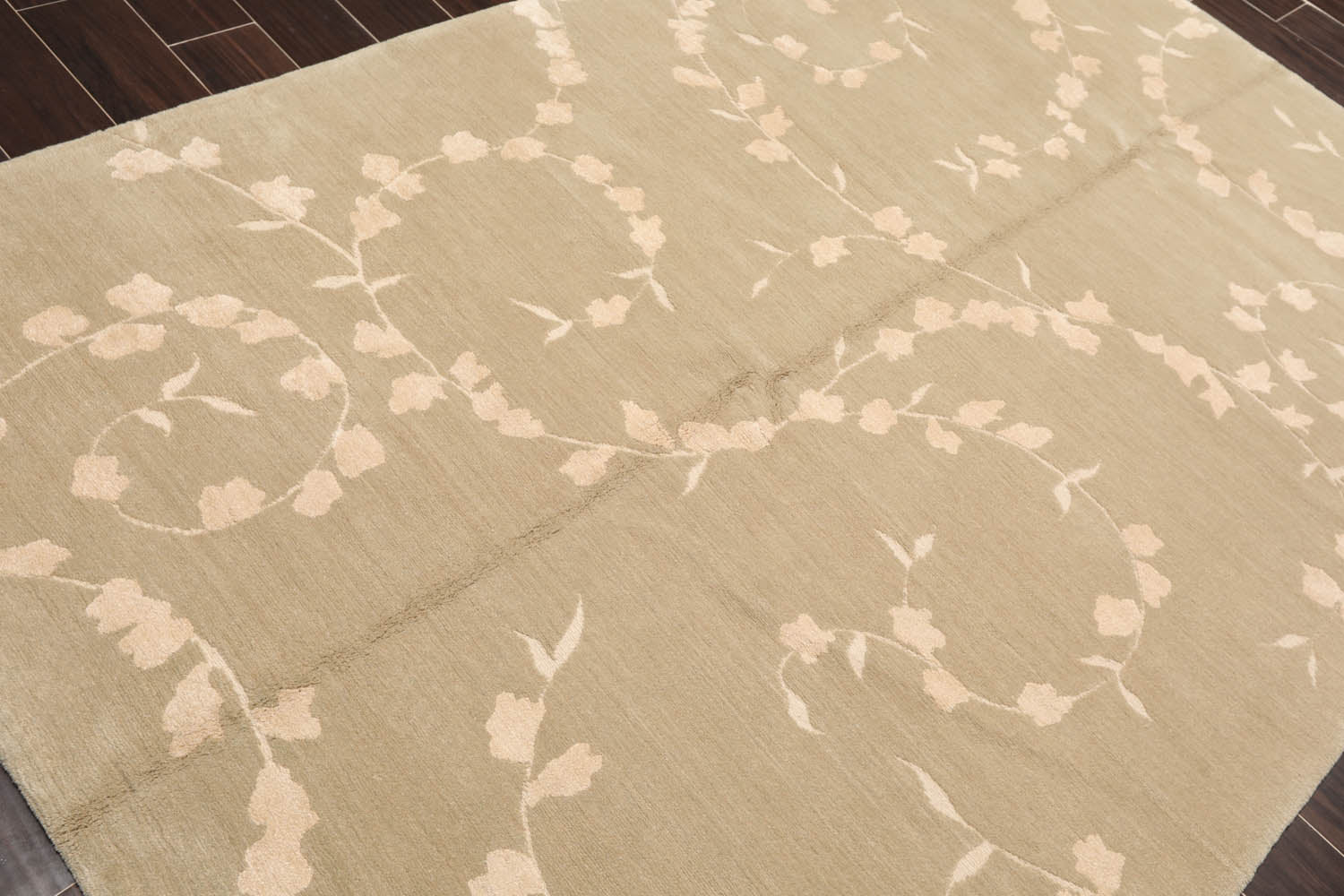 6x9 Gray, Beige, Color Hand Knotted All-Over Wool & Silk Transitional Oriental Rug