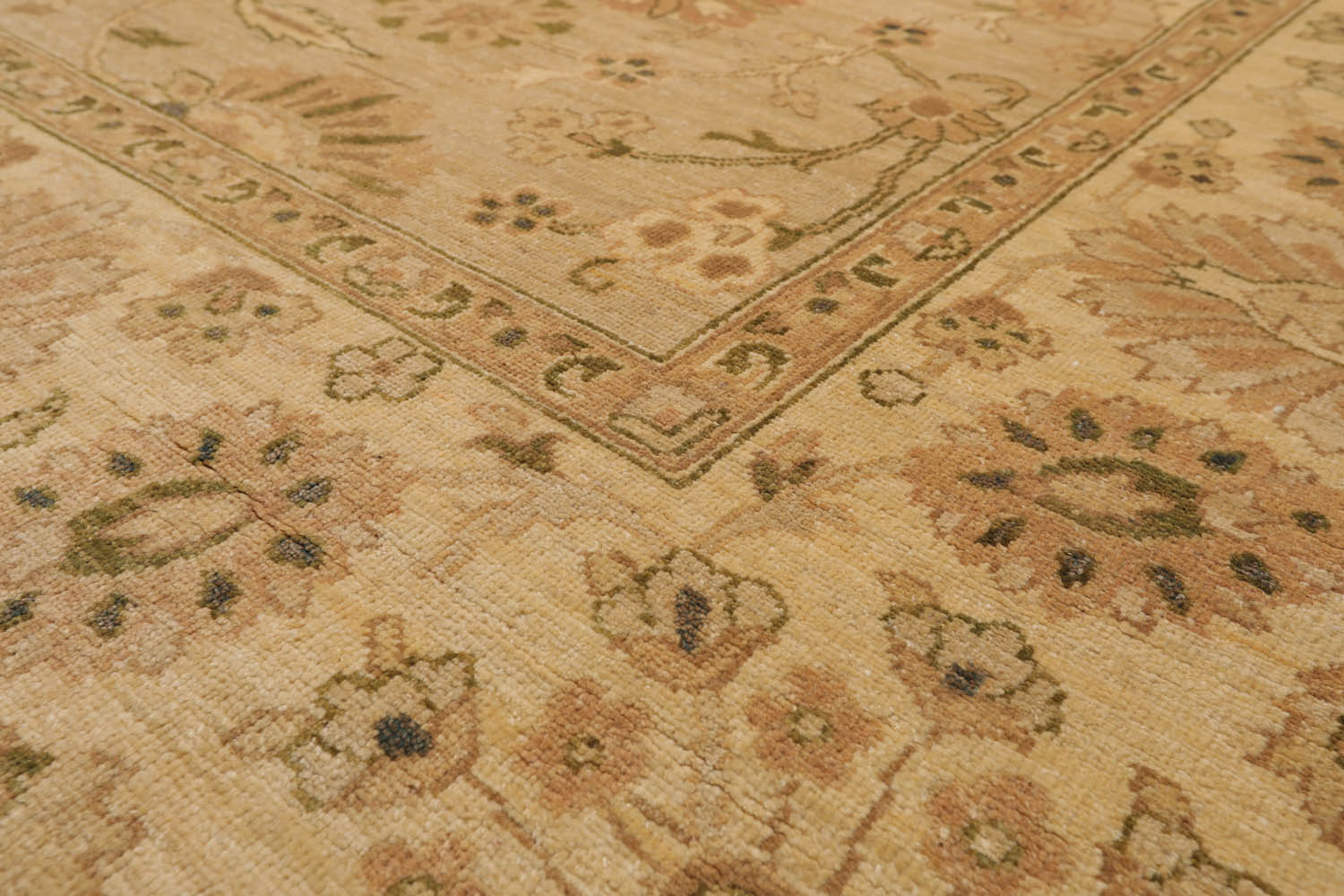 8x10 Tan, Beige, Gold Color Hand Knotted All-Over 100% Wool Traditional-Persian/Oriental Oriental Rug