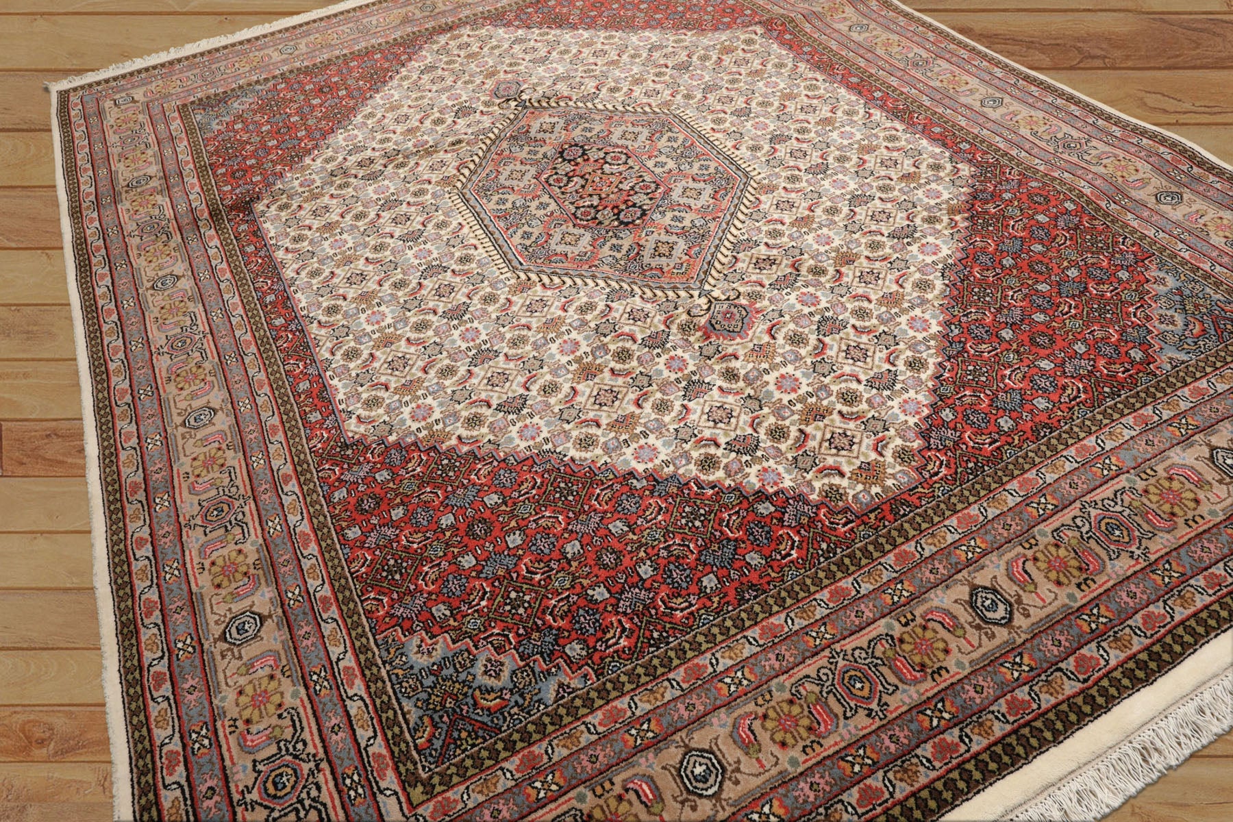 8x10 Ivory, Rose, Tan Color Hand Knotted Indo Bidjar Wool Traditional Oriental Rug