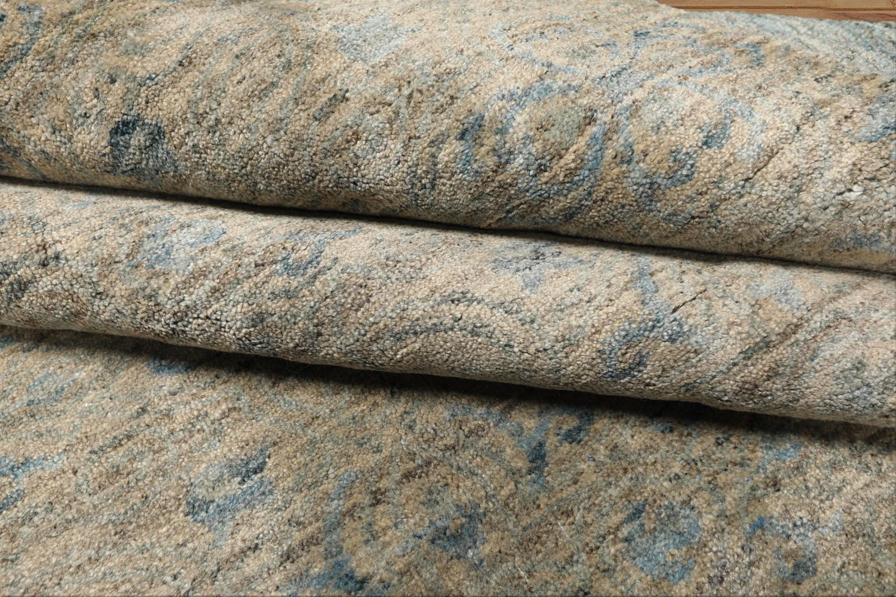 8x10 Beige, Gray, Aqua Color Hand Loomed Oushak Wool & Bamboo Silk Transitional Oriental Rug