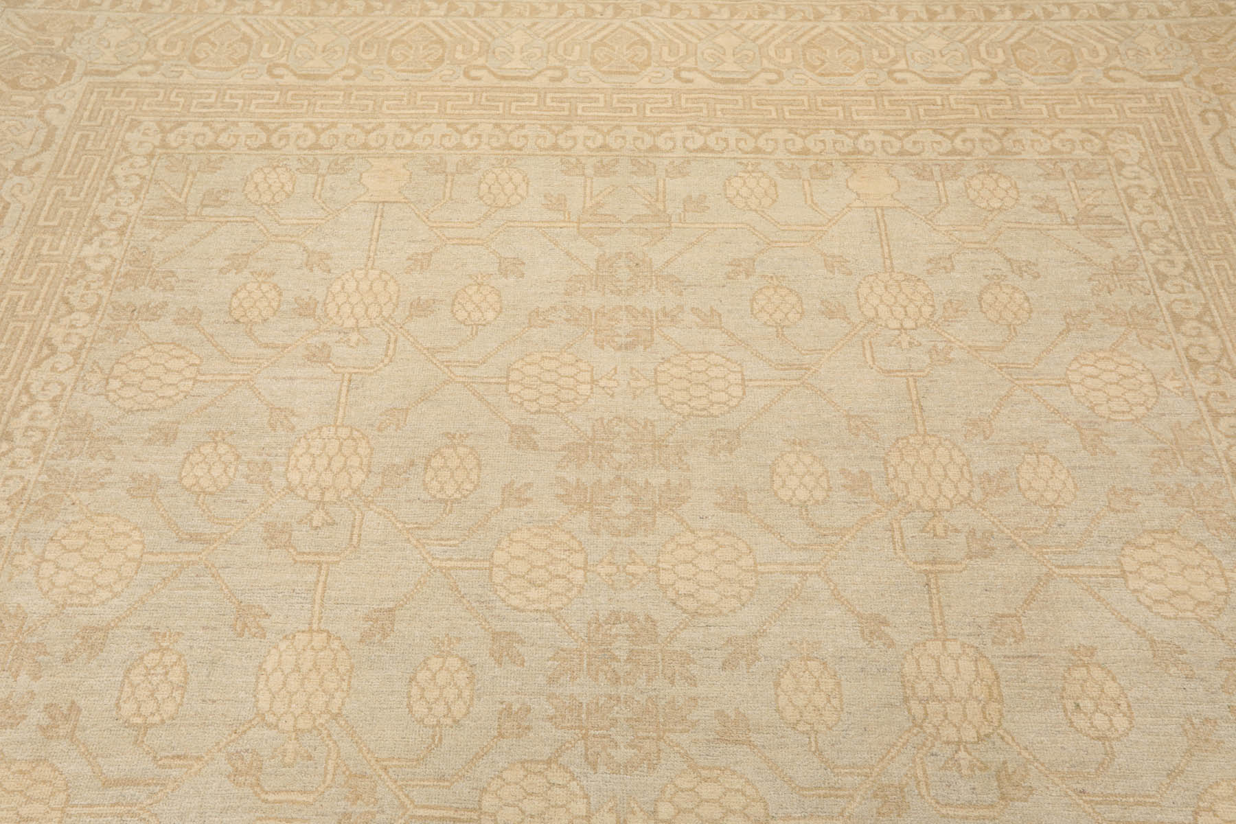 8x10 Beige, Tan, Gray Color Hand Knotted All-Over 100% Wool Traditional Oriental Rug