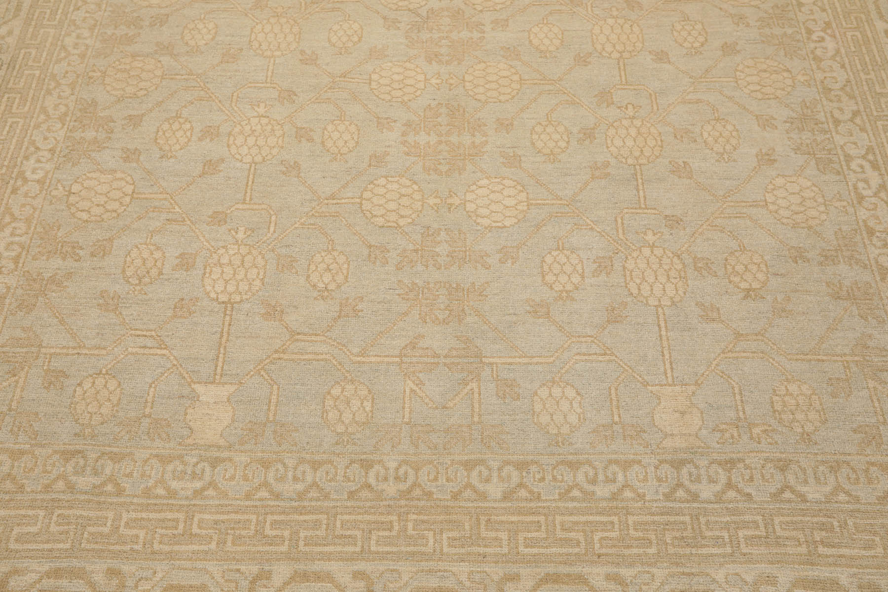 8x10 Beige, Tan, Gray Color Hand Knotted All-Over 100% Wool Traditional Oriental Rug