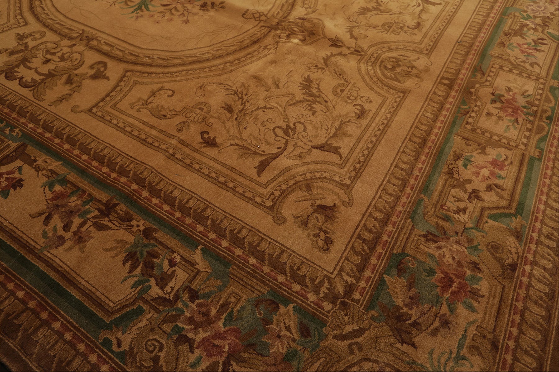 8x11 Tan, Rose, Brown Color Hand Knotted French Aubusson Savonnerie Wool Traditional Oriental Rug