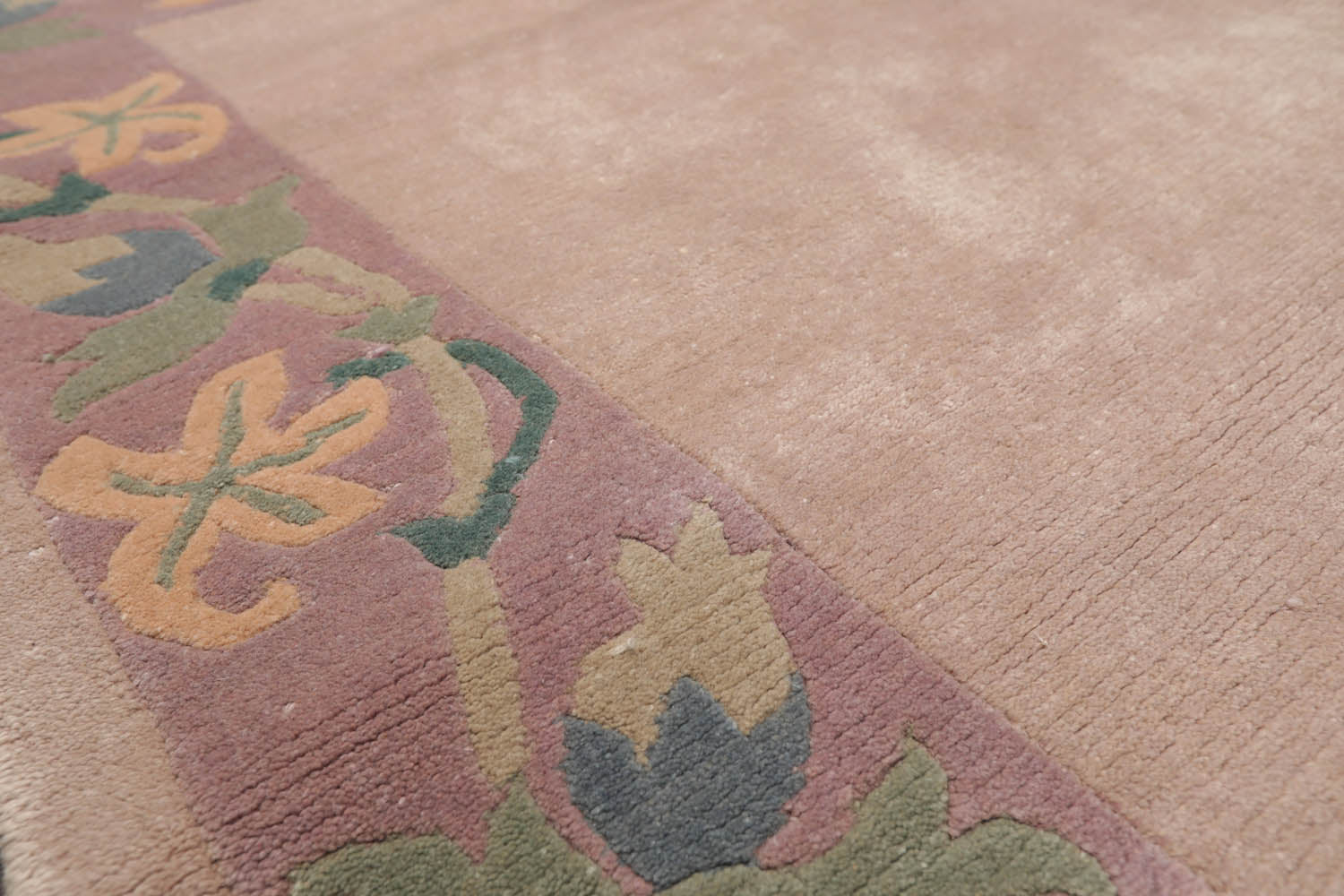 4x6 Taupe, Lavender, Green Color Hand Knotted Floral 100% Wool Traditional-Persian/Oriental Oriental Rug