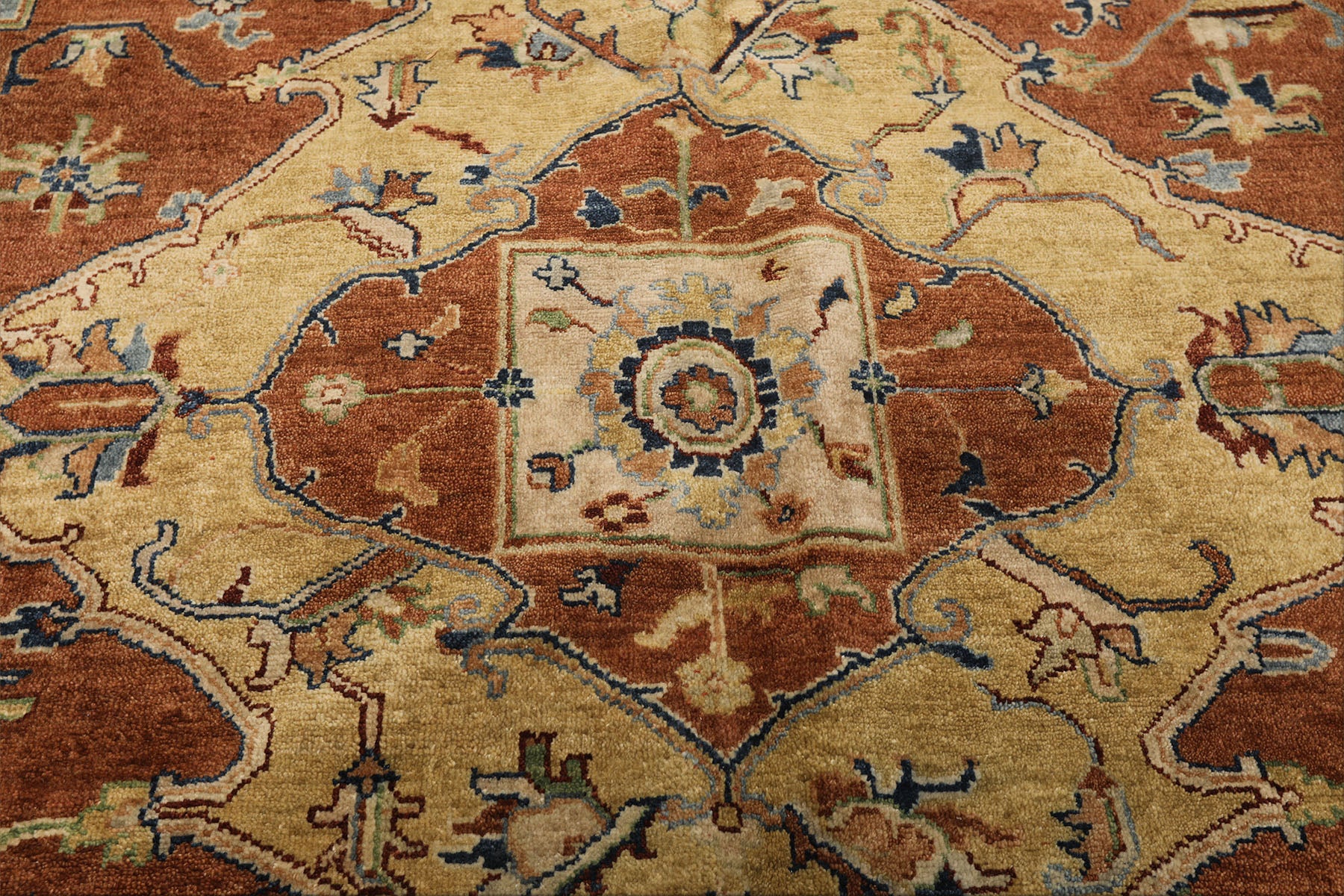 8x10 Rust, Gold, Beige Color Hand Knotted Heriz Wool Traditional Oriental Rug
