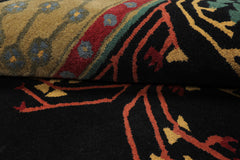 LoomBloom 5'x8' Black Hand Tufted Wool Rug with a Traditional Arts & Crafts Design