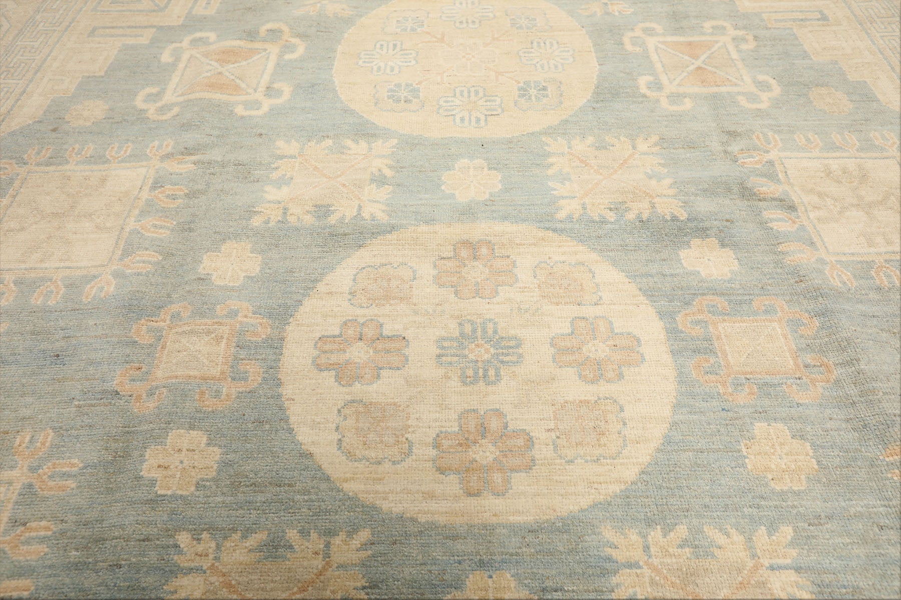 8x10 Seafoam, Beige, Ivory Color Hand Knotted Khotan Wool Transitional Oriental Rug