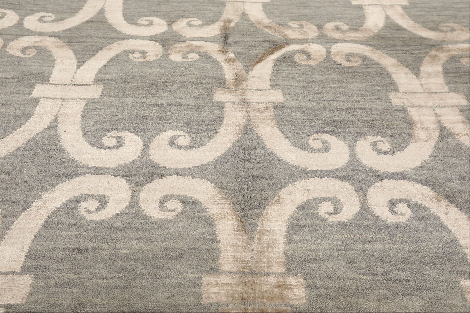 8x10 Slate, Beige, Color Hand Loomed Tibetan Wool & Bamboo Silk Transitional Oriental Rug