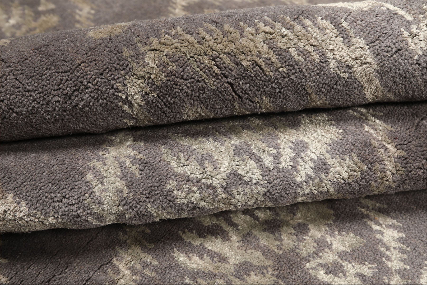 8x10 Graphite, Silver, Gray Color Hand Loomed Tibetan Wool & Bamboo Silk Transitional Oriental Rug