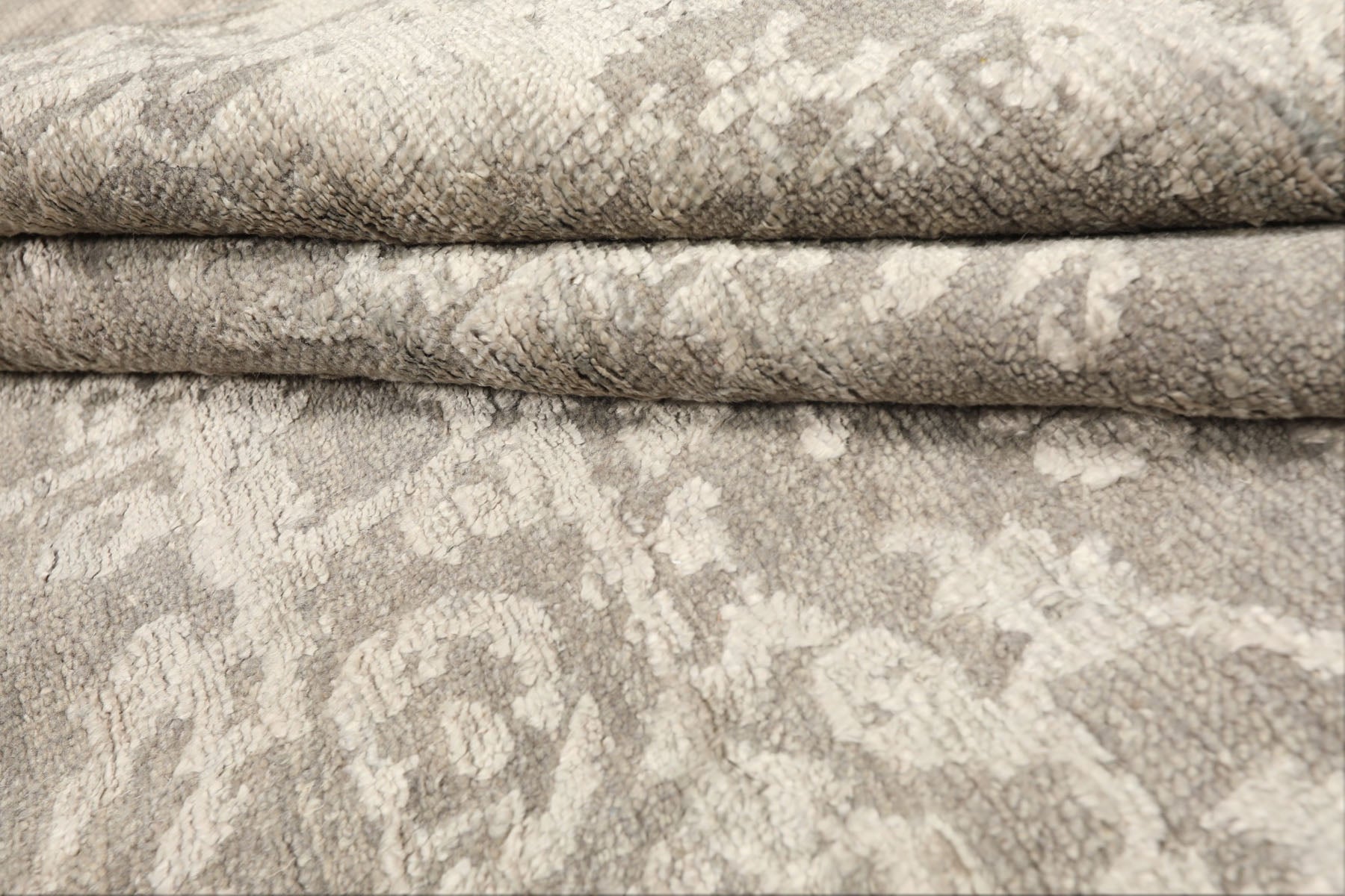 6x9 Tone on Tone Gray, , Color Hand Knotted Oushak Wool & Bamboo Silk Transitional Oriental Rug