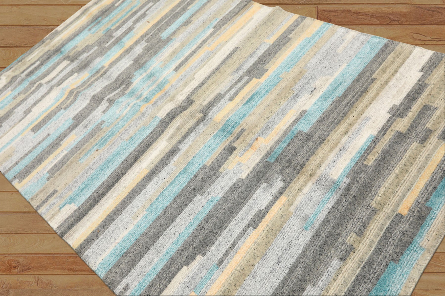 4x6 Aqua, Gray, Silver Color Hand Knotted Tibetan Wool & Bamboo Silk Modern & Contemporary Oriental Rug
