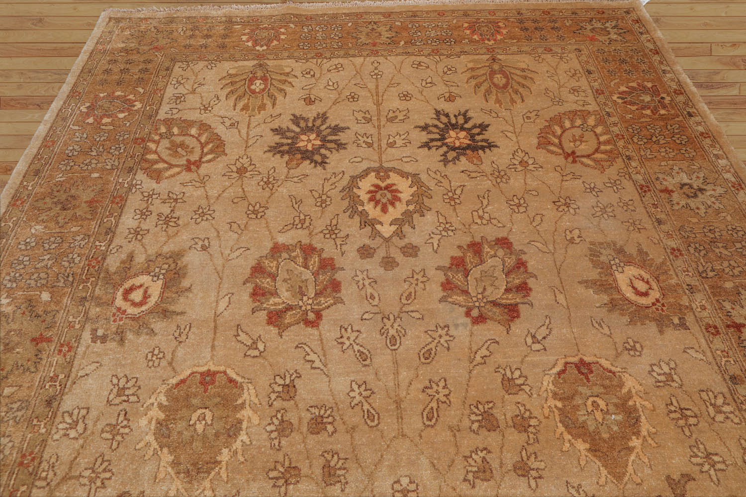 8x10 Beige, Tan, Brown Color Hand Knotted Floral 100% Wool Traditional Oriental Rug
