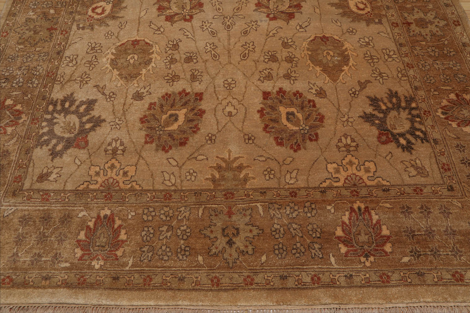 8x10 Beige, Tan, Brown Color Hand Knotted Floral 100% Wool Traditional Oriental Rug