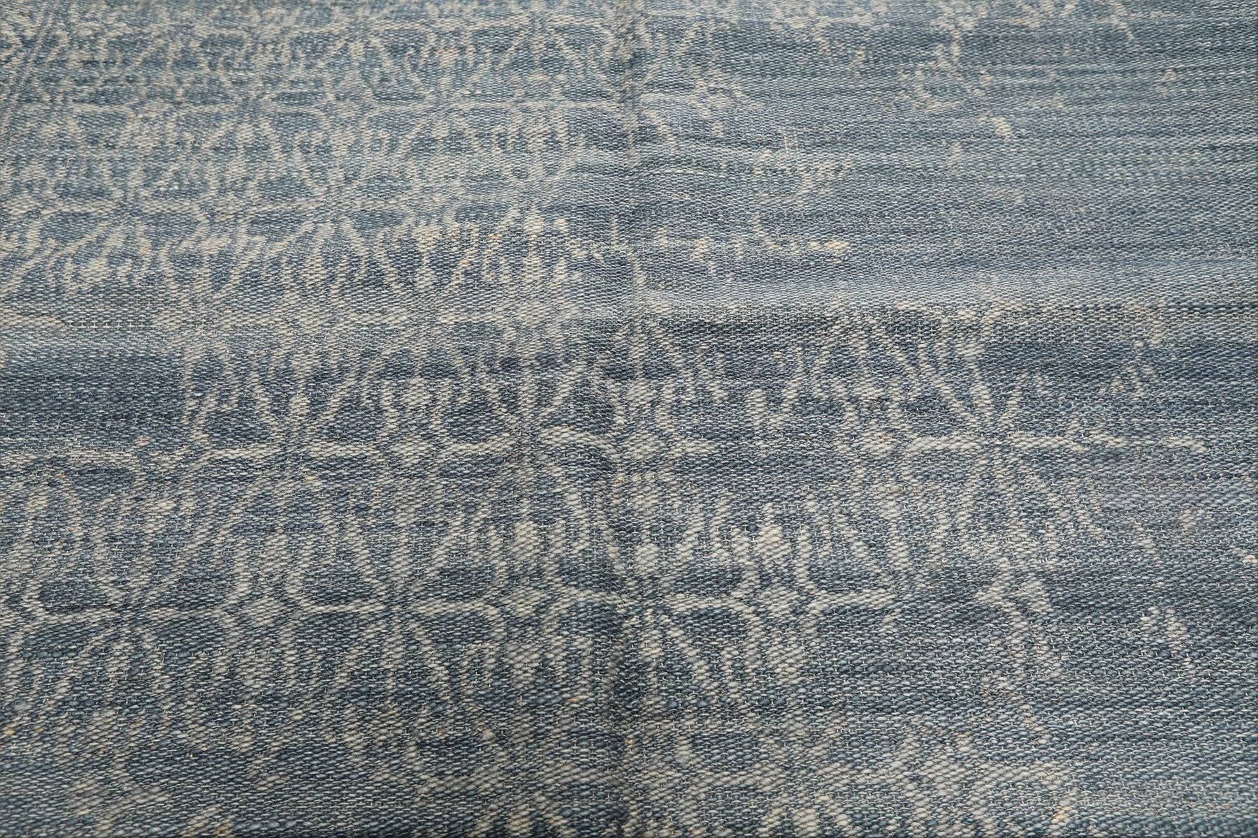 5x8 Blue, Gray, Color Hand Woven  Wool Transitional Oriental Rug