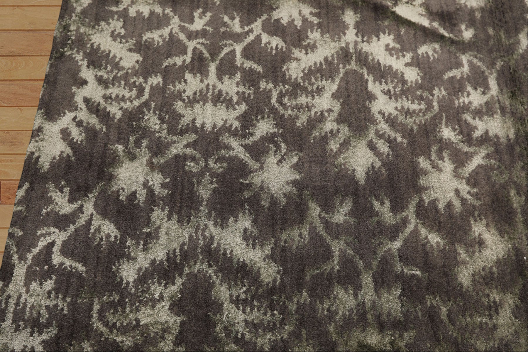 8x10 Gray, Moss, Color Hand Loomed Tibetan Wool & Bamboo Silk Transitional Oriental Rug