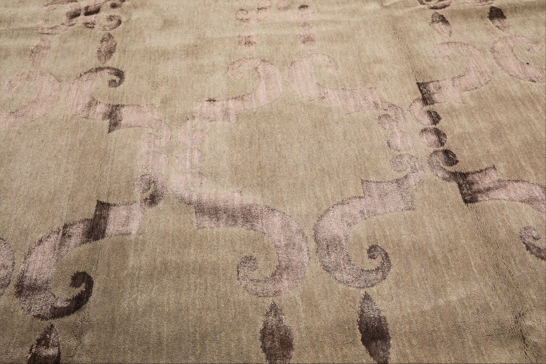 8x10 Gray, Taupe, Color Hand Loomed Tibetan Wool & Bamboo Silk Transitional Oriental Rug