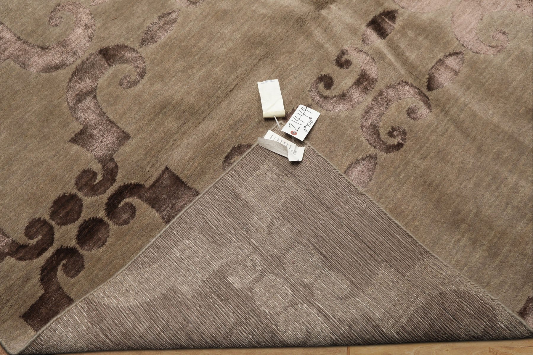 8x10 Gray, Taupe, Color Hand Loomed Tibetan Wool & Bamboo Silk Transitional Oriental Rug