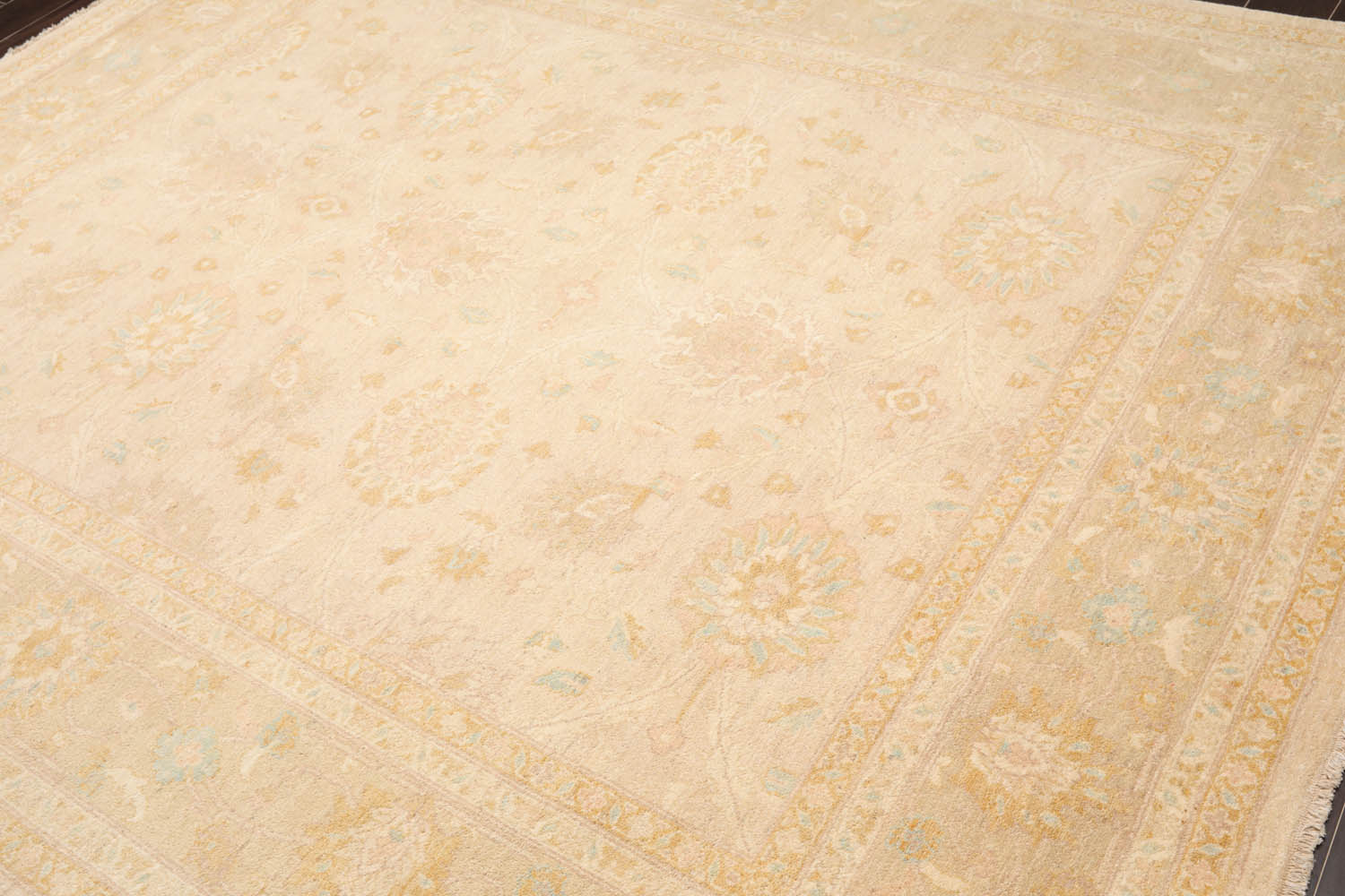 8x10 Muted Earth Tones, Beige, Gray Color Hand Knotted All-Over 100% Wool Traditional Oriental Rug