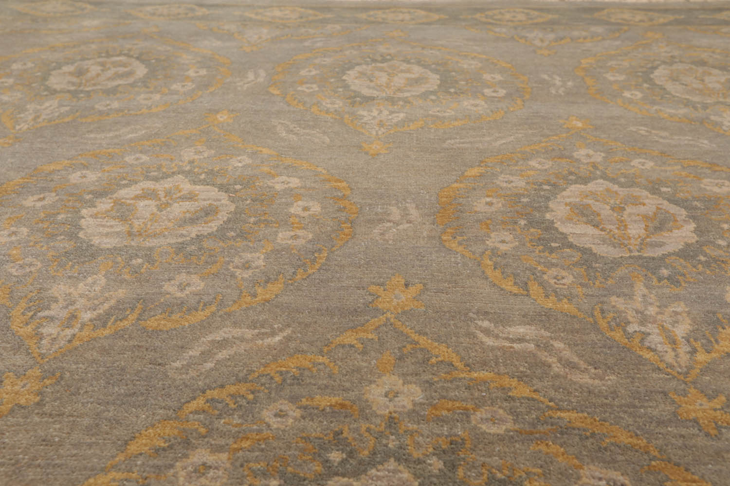 8x10 Gray, Slate, Gold Color Hand Knotted All-Over 100% Wool Traditional Oriental Rug