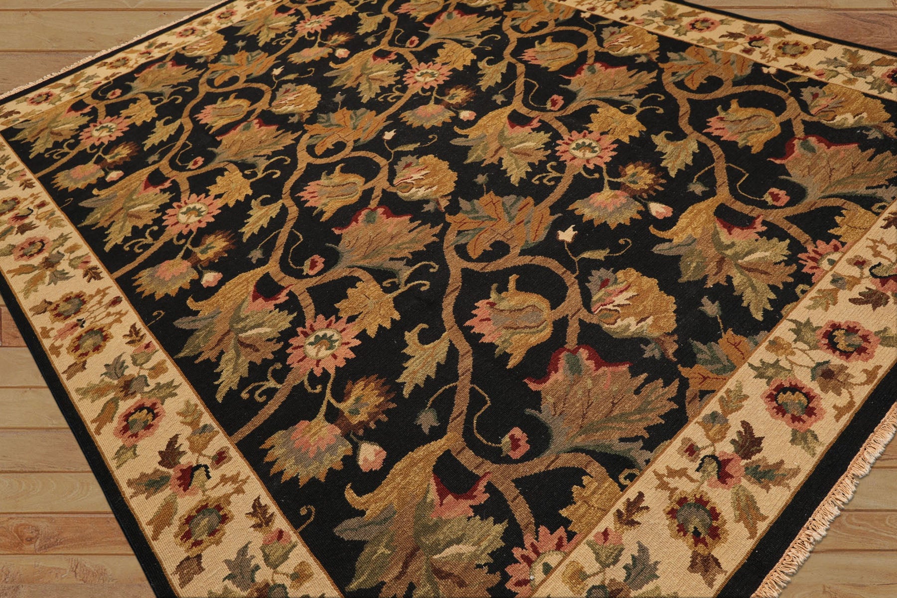 8x10 Black, Tan, Gold Color Hand Knotted Soumak Wool Traditional Oriental Rug