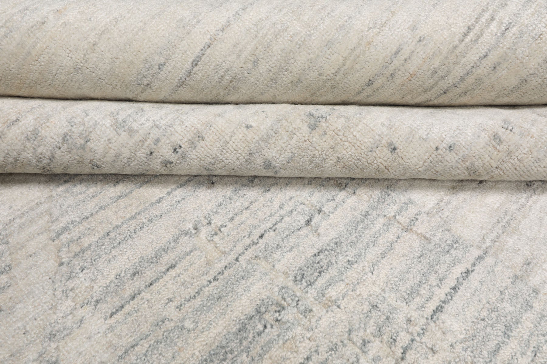 8x10 Ivory, Gray, Beige Color Hand Loomed Sherpa Wool and Silk Modern Oriental Rug