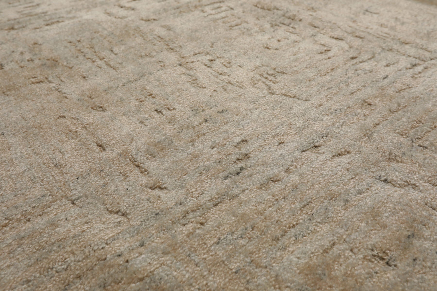 8x10 Beige, Gray, Muted Earth Tones Color Hand Loomed Sherpa Wool and Silk Modern Oriental Rug