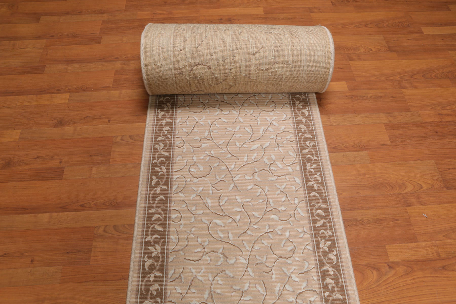 Runner Taupe, Beige, Brown Color Machine Made Floral 100% Wool Traditional Oriental Rug