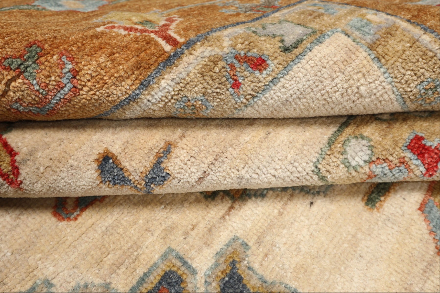 6x9 Beige, Peach, Blue Color Hand Knotted Oushak Wool Traditional Oriental Rug