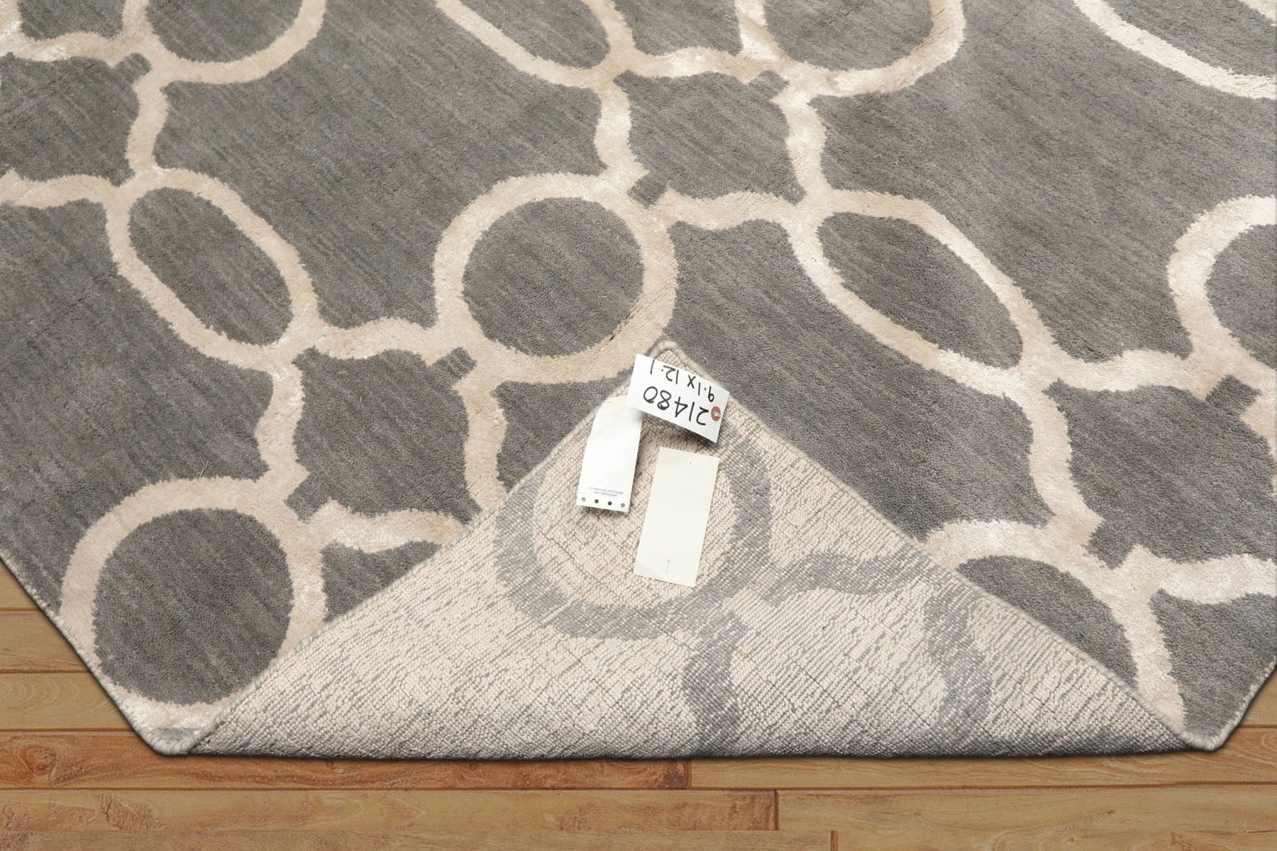 Multi Size Gray Silver Color Hand Loomed Tibetan Wool & Bamboo Silk Transitional Oriental Rug