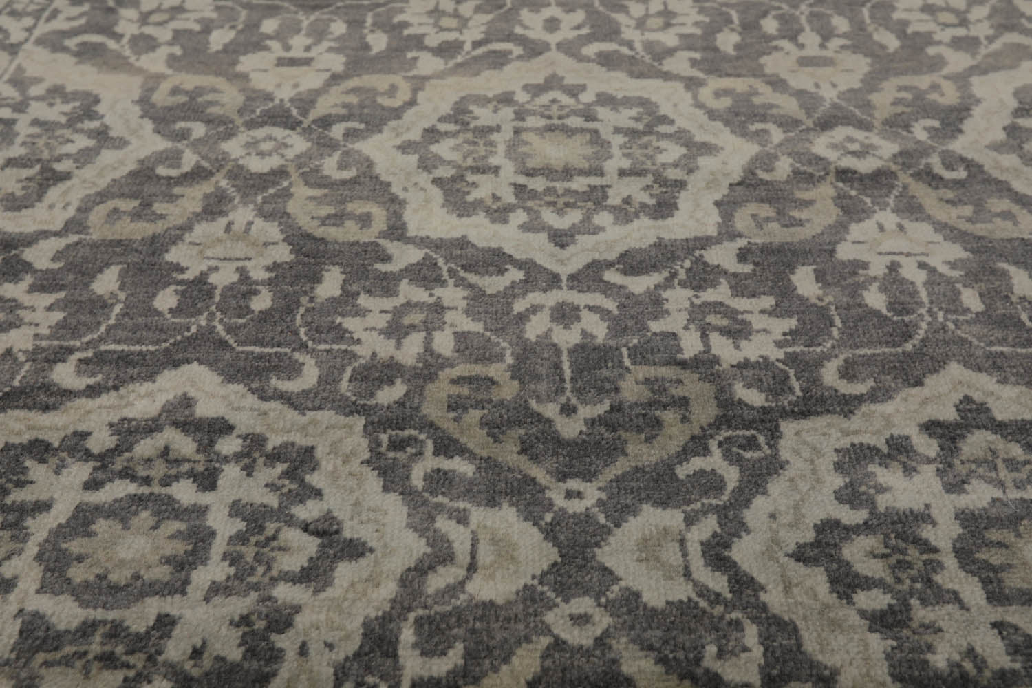 4x6 Gray, , Color Hand Knotted All-Over 100% Wool Transitional Oriental Rug
